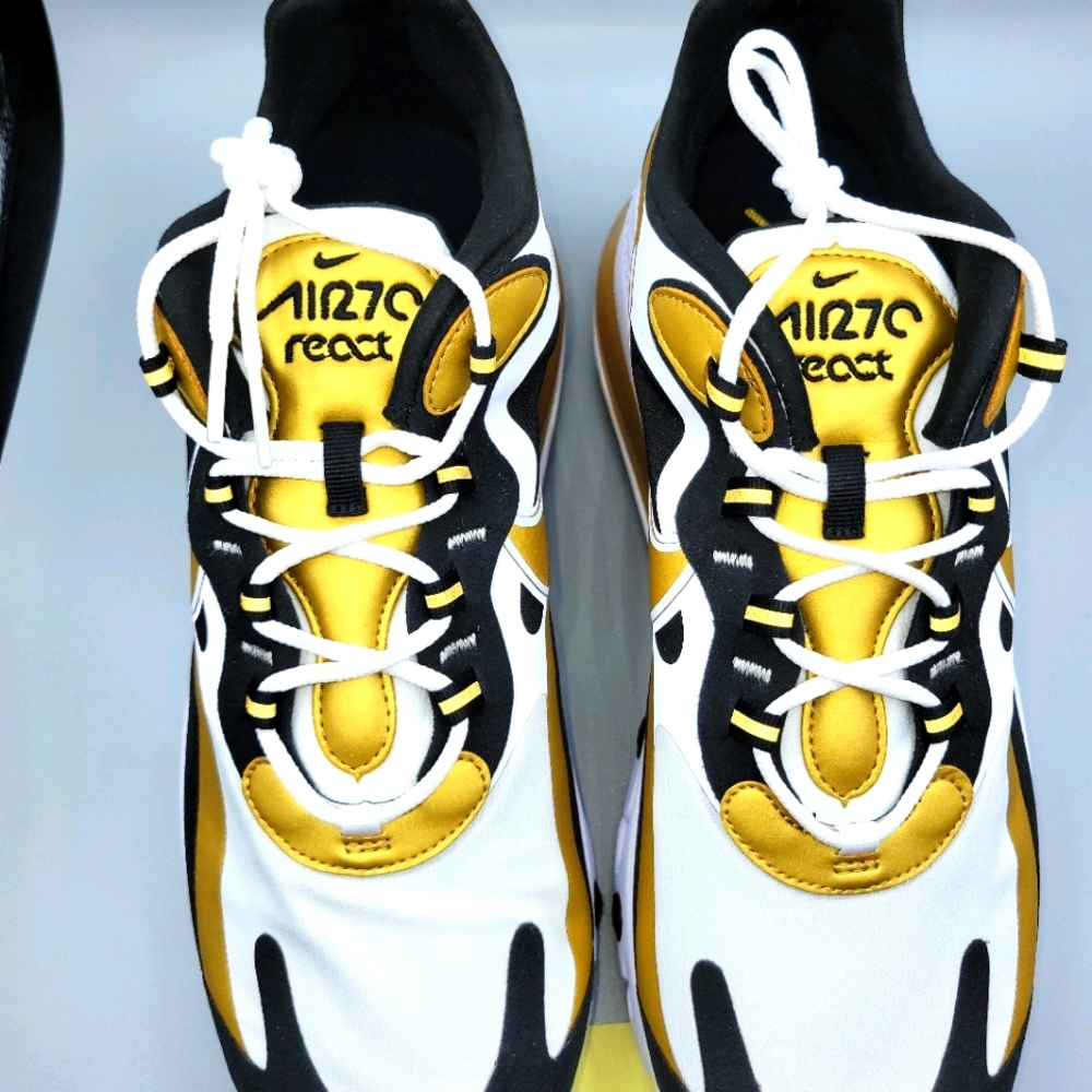 Nike Air Max 270